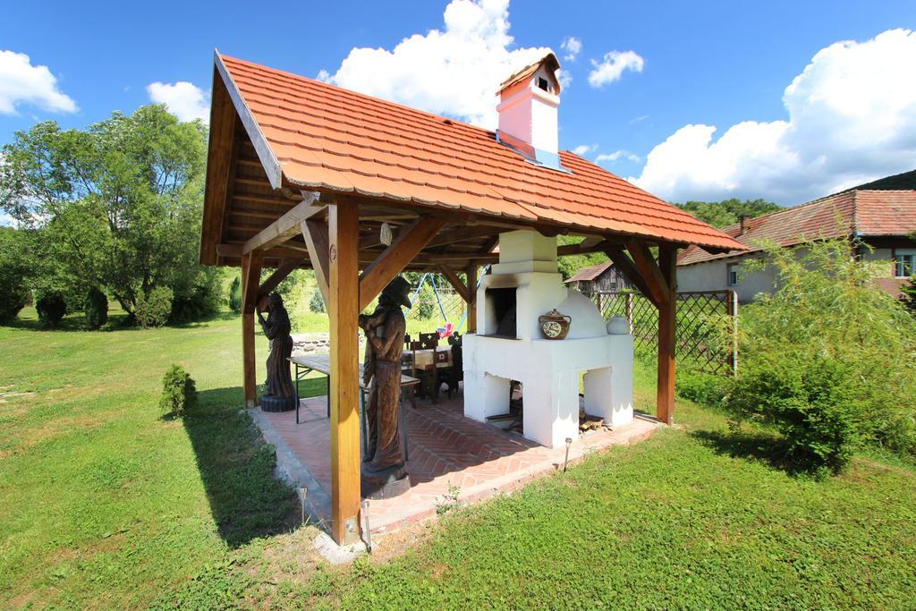 Toldi Vendégház Hotel Felsőtold Exterior foto